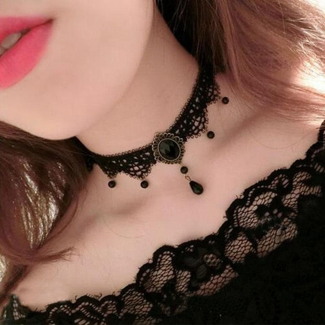 Vintage Lace Choker Necklace