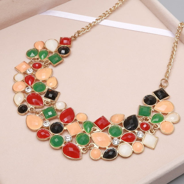 Multicolor Big Pendant Clavicle Necklace